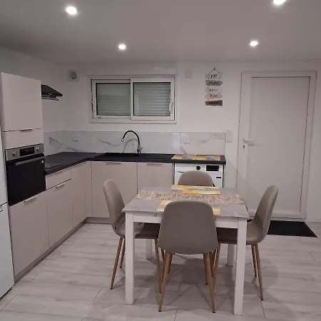 Apartment Cocon 4 Pers Aux Sables, Clim Et Parking Gratuit